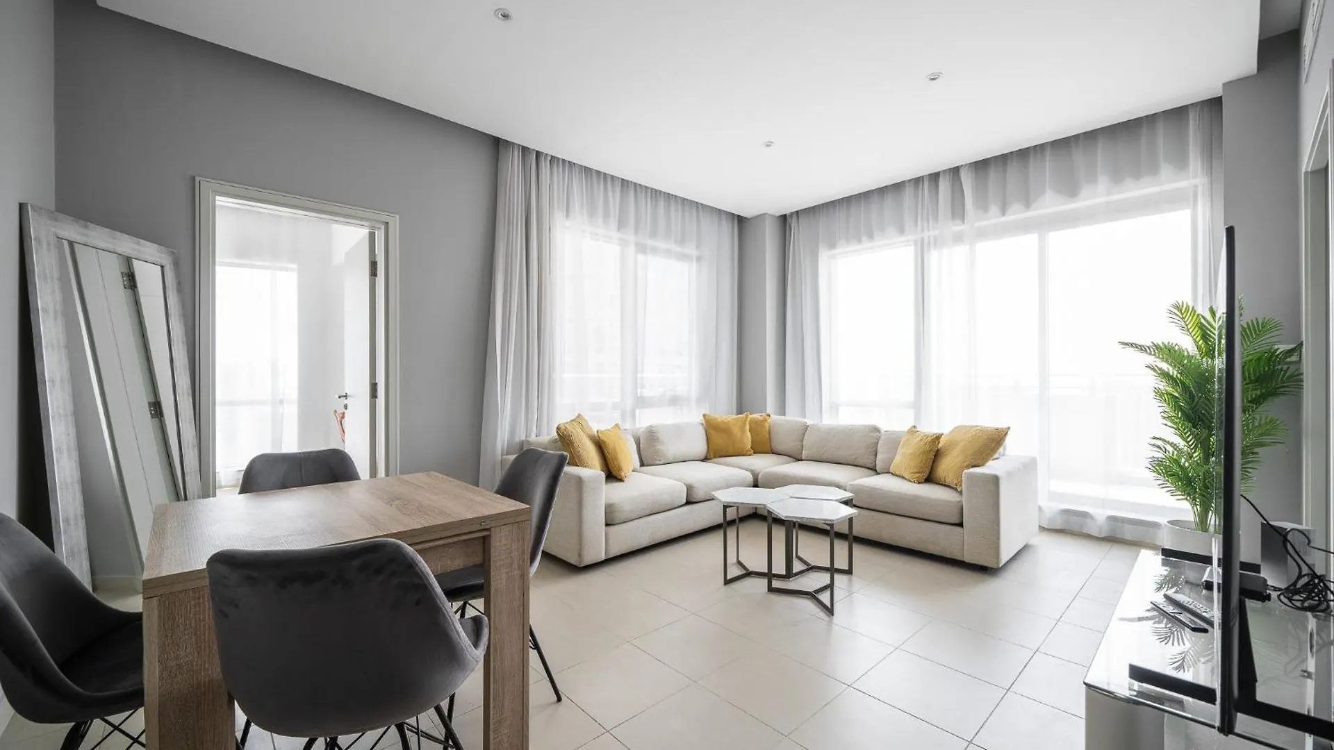 Lejlighed Alh Vacay - South Ridge 4 - 2 Bedrooms Dubai Forenede Arabiske Emirater